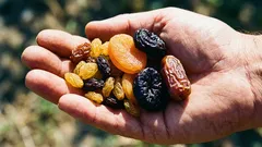 Perché la frutta secca a volte è peggiore dei dolciumi: scoprite cosa nasconde